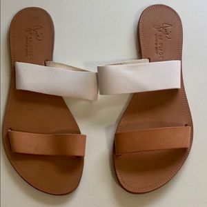 NWOT Joie leather sandals